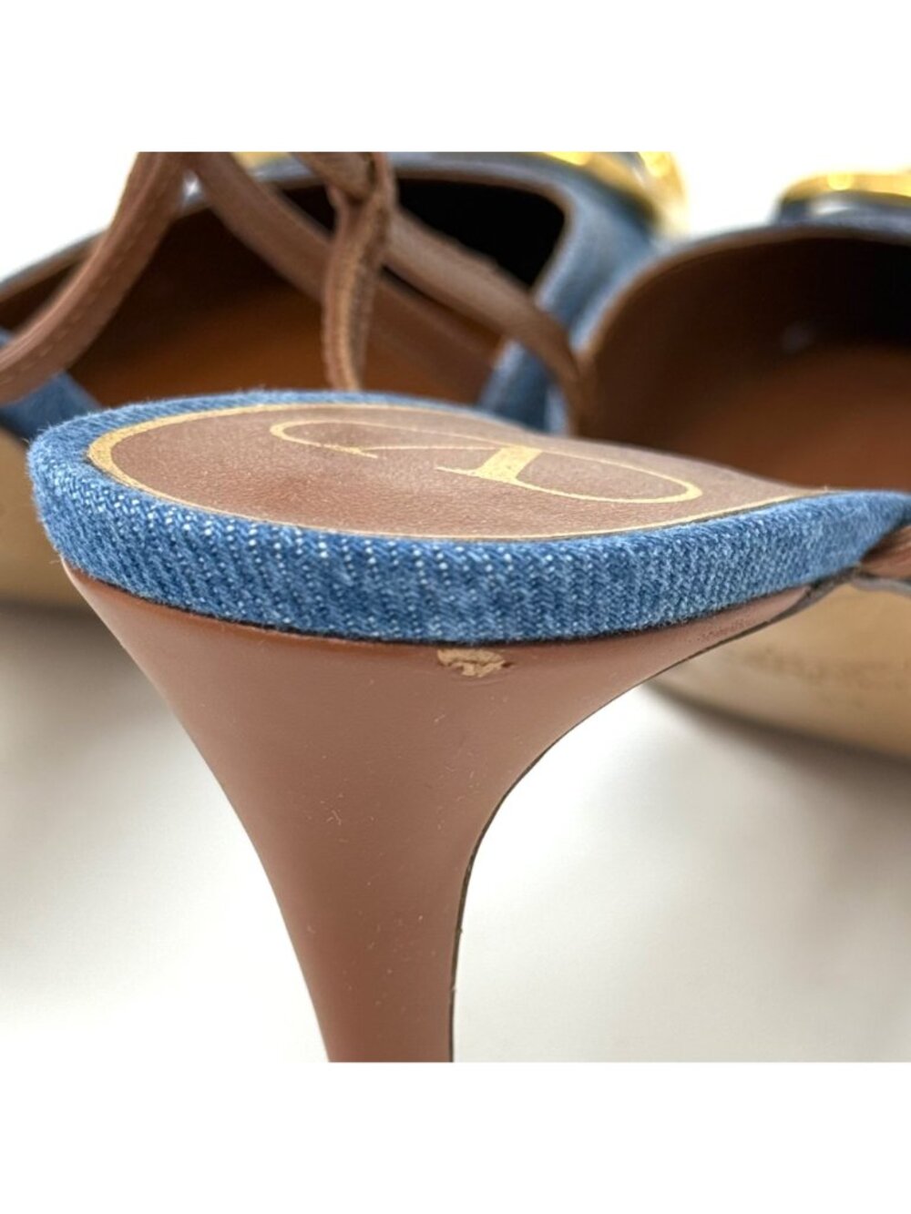 VALENTINO Garavani V Logo Gold & Denim Selleria Slingback Pumps Sz 39 - Picture 11 of 11